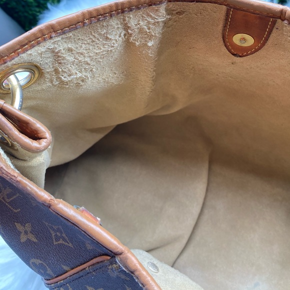 Louis Vuitton Monogram handbag Galleria PM - Picture 9 of 11